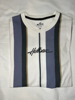 Camiseta Hollister Rayas