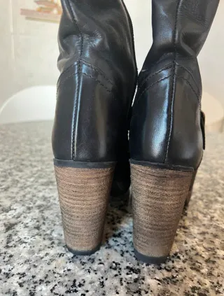Botas altas de piel hasta la rodilla con tacón