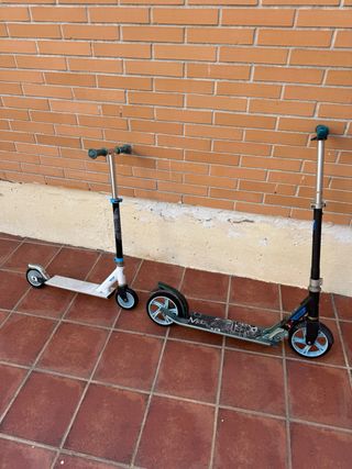 2 Patinetes infantiles
