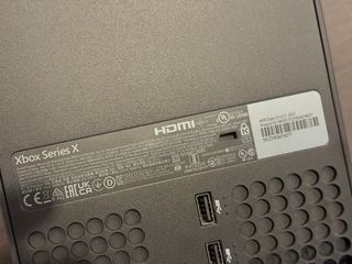 Xbox Series X da 1 TB in nero