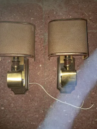 2 Apliques Vintage Beige y Dorado
