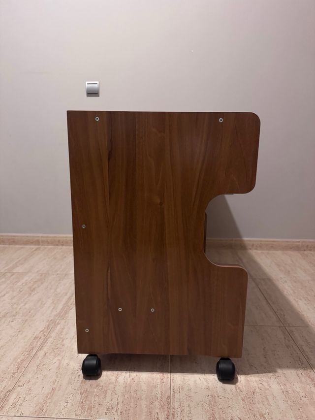 Escritorio madera con ruedas y 2 cajones