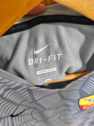 Camiseta Nike Roma Talla M