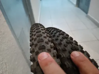 2 Cubiertas Maxxis Ikon 29x2,20 a medio uso.
