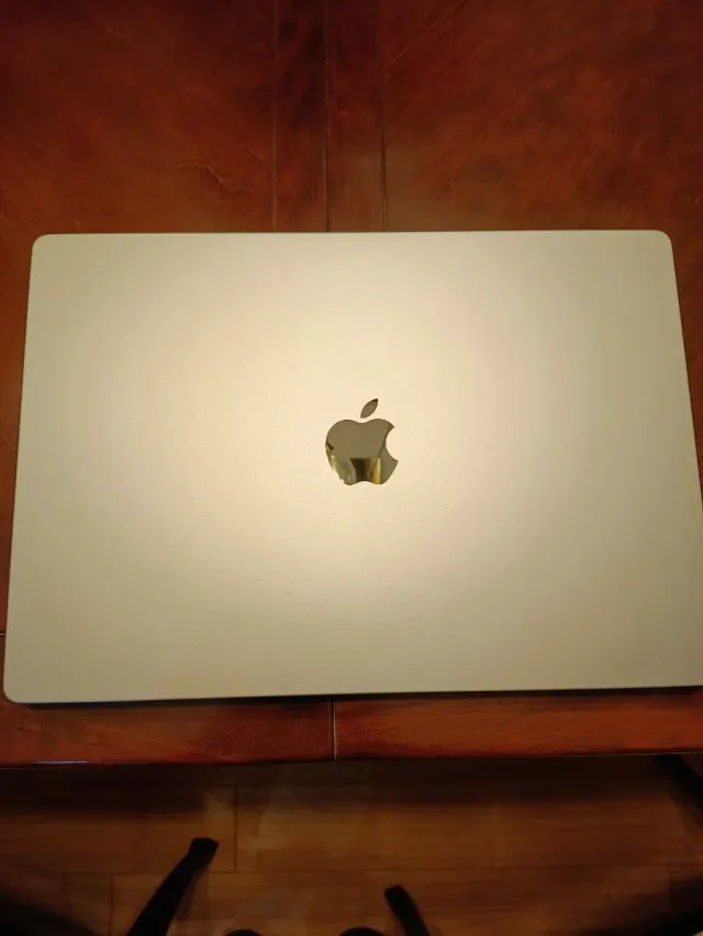 MacBook Pro 16 M1 Plata