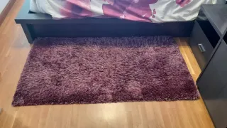 Alfombra de dormitorio morada