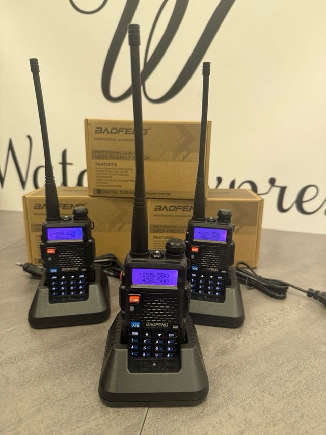 3 Pezzi Baofeng UV-5R Radio Ricetrasmittenti NUOVE
