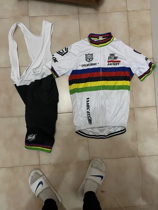 Maillot y culotte ciclismo