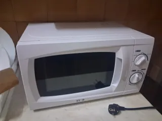 Microondas Blanco STAR