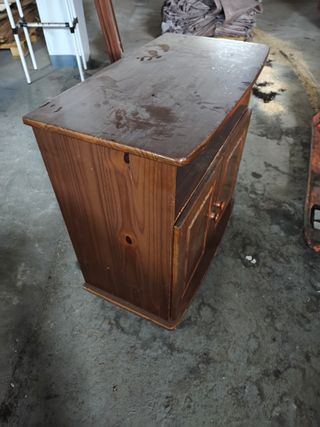Mueble TV madera 2 puertas