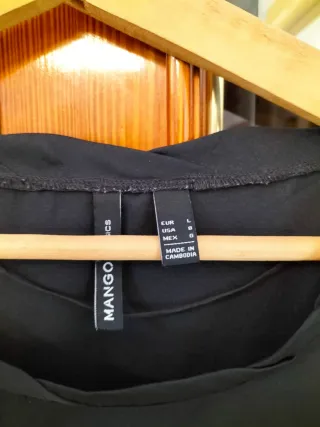 Vestido negro Mango