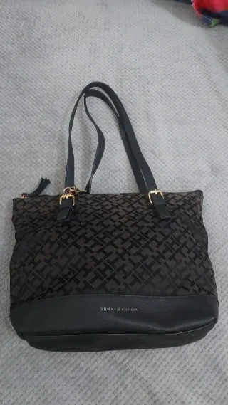 Bolso Tommy Hilfiger Negro/Marrón