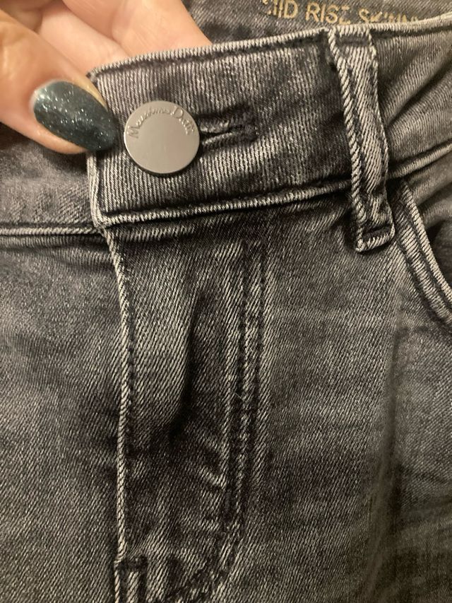 Pantalones vaqueros grises Massimo Dutti