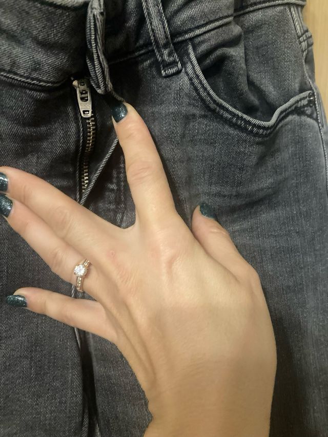 Pantalones vaqueros grises Massimo Dutti