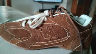 Miu Miu x New Balance Zapatillas Marrones