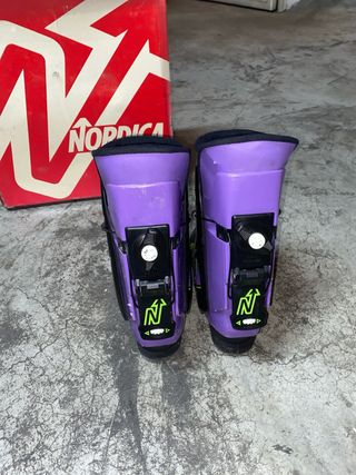 Botas de esquí Nordica N197 Moradas