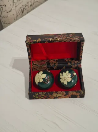Bolas chinas de relajación antiguas