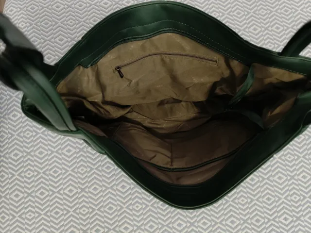 Bolso verde botella acolchado