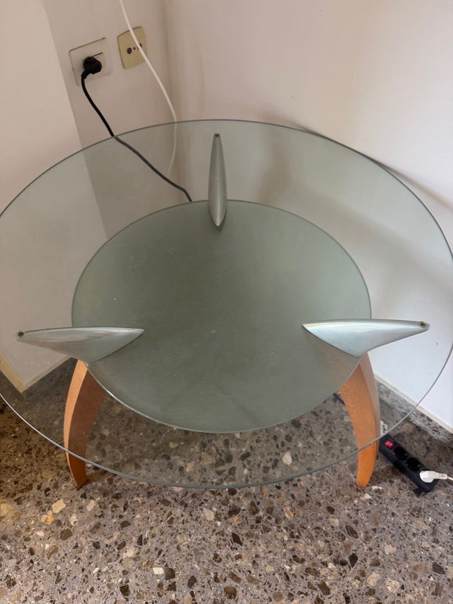 Mesa auxiliar cristal y madera