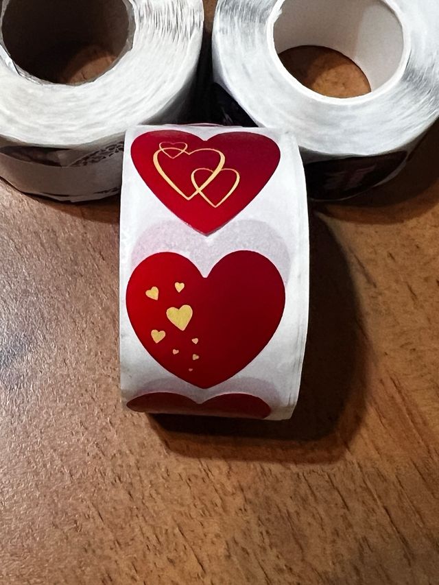 Set adesivi chiudi pacco 1500 etichette 