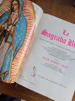 Sagrada Biblia