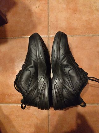 Nike Air Monarch IV Zapatillas Negras