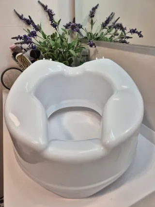 Alzador WC PVC Resistente