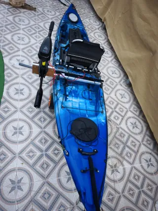 Kayak Marlin 4.20m con Sonar