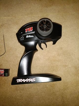 Emisora Traxxas TQ con Receptor