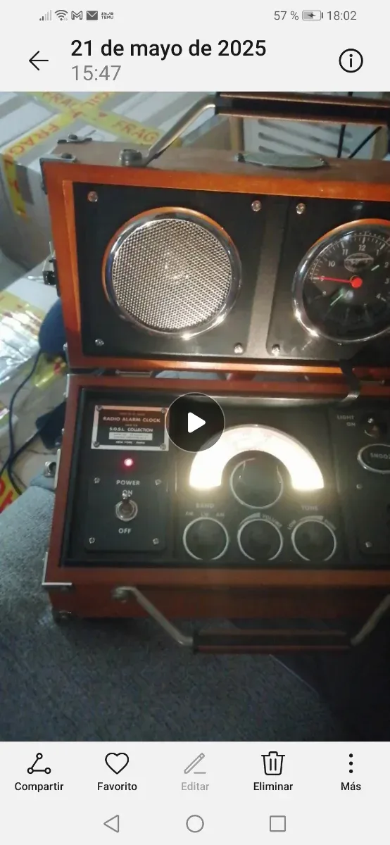 Radio Reloj Alarma SOSL Madera y Plata