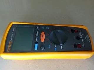 Probador de aislamiento Fluke 1507 