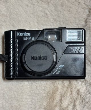 Konica EFP 3 Cámara Analógica Negra