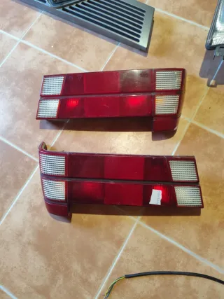 Pilotos Traseros Alfa Romeo 75