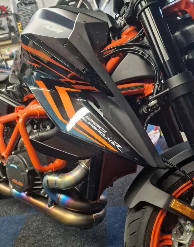 Alerones KTM superduke 