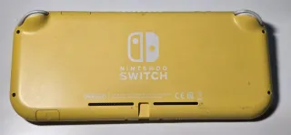 Nintendo Switch Lite Amarillo