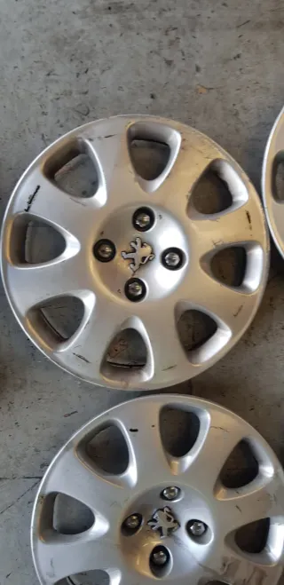 Tapacubos Peugeot 15 (4 unidades)