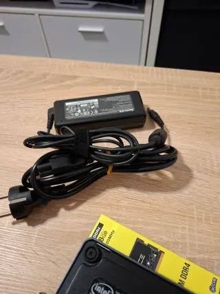 Intel NUC i3 8th Gen 16GB RAM
