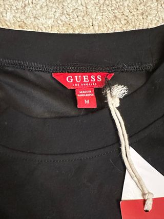 Jersey fino Guess Talla M Negro Nuevo