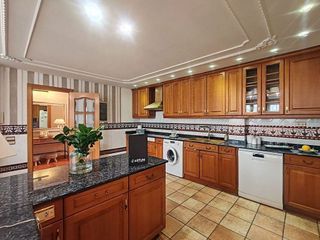 Chalet en venta en Lardero
