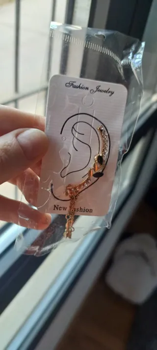 Pendiente Ear Cuff Hojas y Cristales