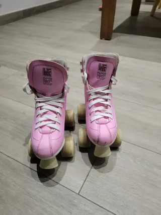 Patines 4 ruedas rosas talla 32