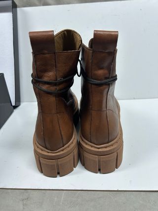 Anfibi vera pelle vitello marrone