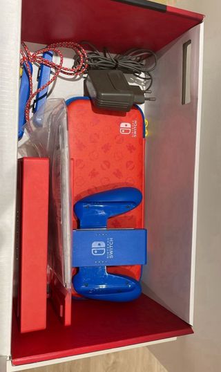 Nintendo Switch + giochi + accessori 

