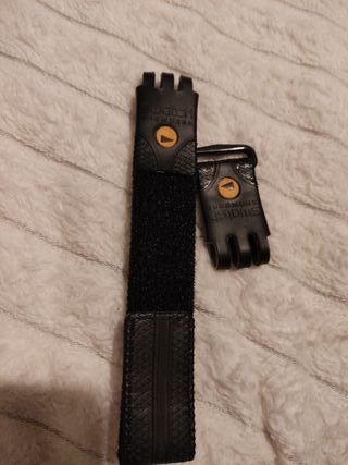 Cinturino nero Swatch Snowpass