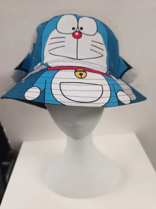 Gorro de cubo Doraemon azul y blanco