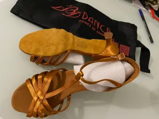 Zapatos de baile latino BD Dance