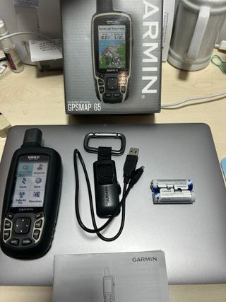GPS Garmin GPSMAP 65 Multi-Band con funda