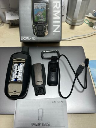 GPS Garmin GPSMAP 65 Multi-Band con funda