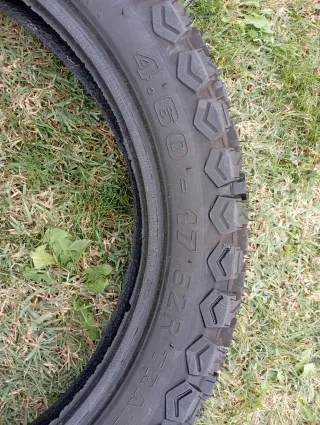 Rueda de moto Pirelli 4,60-17 / 62R