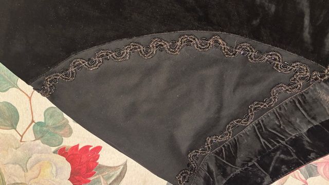 Mantilla de casco antigua